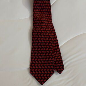 Elegant Red and Black Patterned Men's Tie